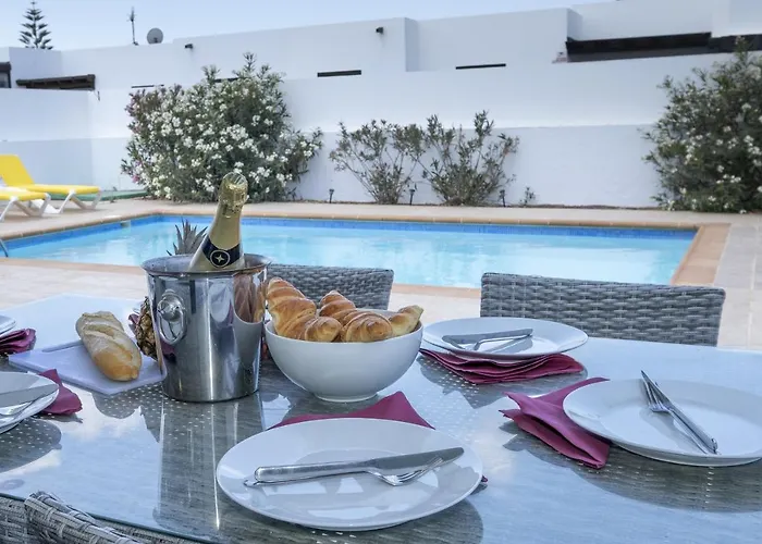 Dulce Vista Costa Papagayo With Large Heated Private Pool & Air Conditioning