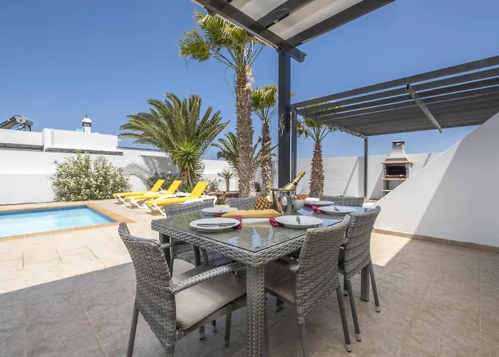 Villa Dulce Vista Costa Papagayo With Large Heated Private Pool & Air Conditioning *