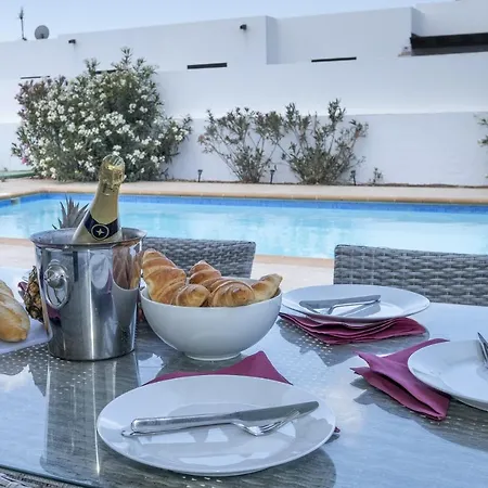 Dulce Vista Costa Papagayo With Large Heated Private Pool & Air Conditioning